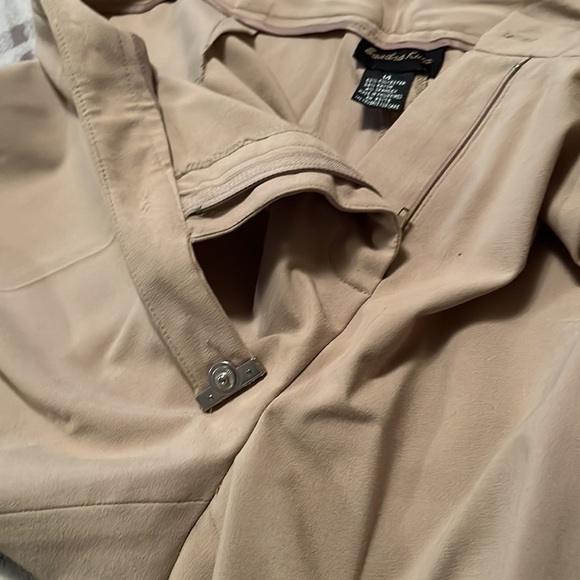 Women Pants by Sandra King size 14 beige zipper front - Picture 6 of 6
